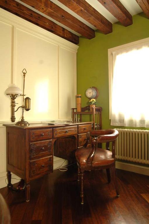 Dorsoduro Terrace Apartment